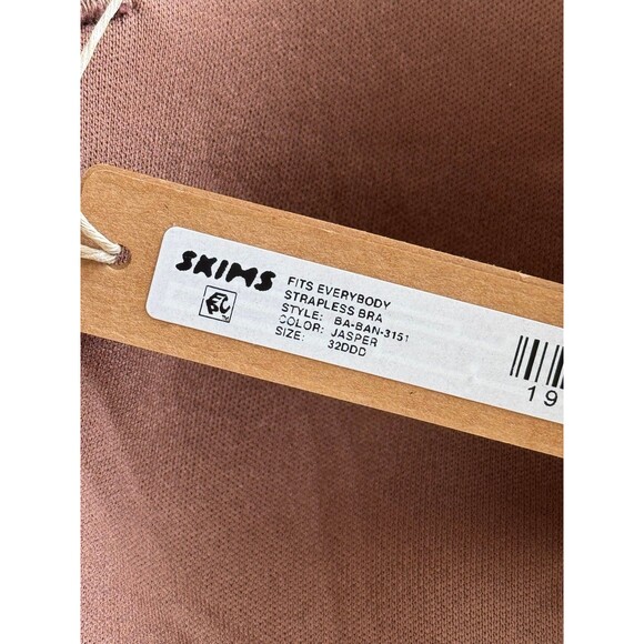 Skims Fits Everybody Strapless Bra Jasper Size 32DDD - Picture 8 of 8